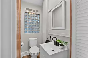 311 Gilbert St, Jackson, MI 49201 - Photo 21