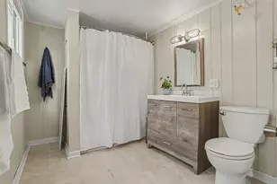 2140 Royce Ave, Kalamazoo, MI 49001 - Photo 9