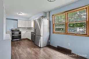 1931 W Territorial Road W, Battle Creek, MI 49015 - Photo 7