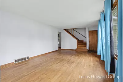 1931 W Territorial Road W, Battle Creek, MI 49015 - Photo 5