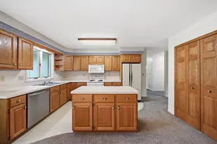 246 Village Ln, Concord, MI 49237 - Photo 9
