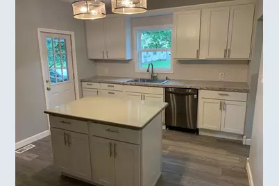 624 Veto Street NW, Grand Rapids, MI 49504 - Photo 3