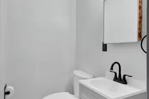 237 N Forbes St, Jackson, MI 49202 - Photo 27