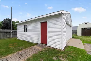 237 N Forbes St, Jackson, MI 49202 - Photo 43