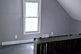 918 Wayne St, Jackson, MI 49202 - Photo 11