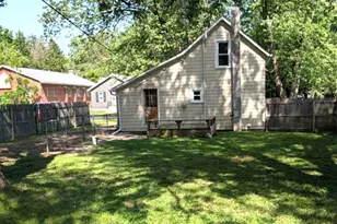918 Wayne St, Jackson, MI 49202 - Photo 15
