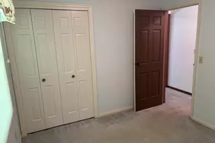 21421 Swafford Rd, Battle Creek, MI 49017 - Photo 9