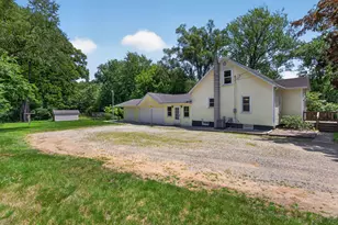 235 Bender St, Jackson, MI 49202 - Photo 37