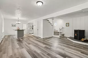 43479 Van Auken Dr, Bangor, MI 49013 - Photo 5