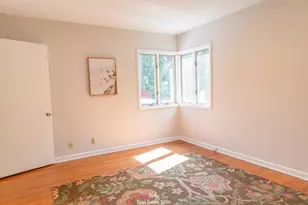 521 Leggat St, Grand Haven, MI 49417 - Photo 17
