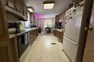 2482 Pembroke Dr, Norton Shores, MI 49441 - Photo 9