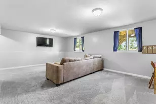 129 Wheeling St, Bangor, MI 49013 - Photo 31