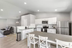 129 Wheeling St, Bangor, MI 49013 - Photo 3