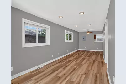 121 N Lakeside Drive, Michigan Center, MI 49254 - Photo 11