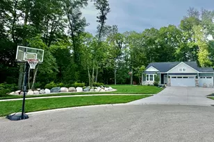 1907 Morgan Run, Hudsonville, MI 49426 - Photo 3