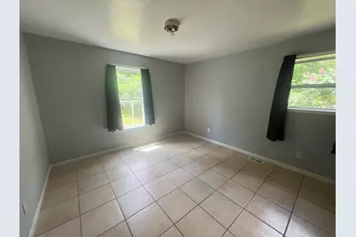 2117 E Jackson Drive, Tekonsha, MI 49092 - Photo 11