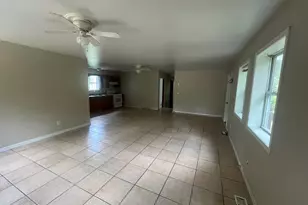 2117 E Jackson Dr, Tekonsha, MI 49092 - Photo 3