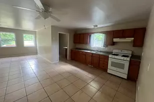 2117 E Jackson Dr, Tekonsha, MI 49092 - Photo 5