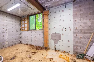[Address not provided], Benton Harbor, MI 49022 - Photo 55