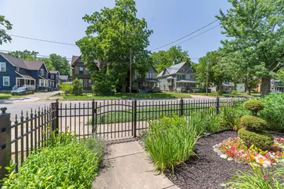 1013 S Park Street, Kalamazoo, MI 49001 - Photo 5