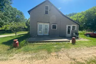 794 E Fox Farm Rd, Manistee, MI 49660 - Photo 17