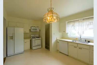 26352 Osmun Street, Madison Heights, MI 48071 - Photo 11