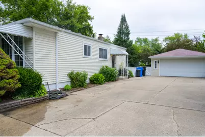 26352 Osmun Street, Madison Heights, MI 48071 - Photo 3
