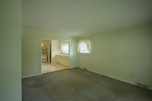 26352 Osmun St, Madison Heights, MI 48071 - Photo 9