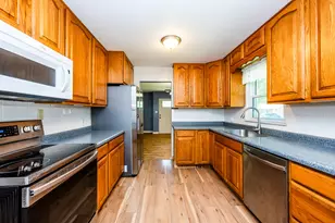1803 Heath Ct, Benton Harbor, MI 49022 - Photo 11
