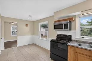 4311 Curwood Ave SE, Grand Rapids, MI 49508 - Photo 15