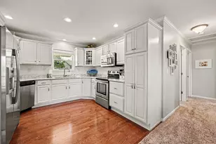 10660 Glendalough Ln, Cement City, MI 49233 - Photo 11