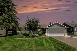 10660 Glendalough Ln, Cement City, MI 49233 - Photo 1