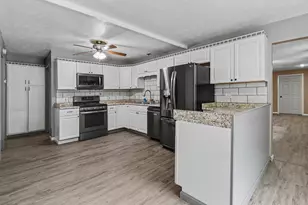 105 N Mike St, Fountain, MI 49410 - Photo 3
