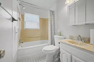 17727 Lowell St, Roseville, MI 48066 - Photo 13