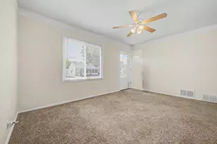 17727 Lowell St, Roseville, MI 48066 - Photo 5