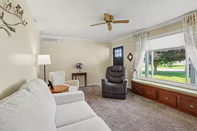 383 Courtney Street, Galesburg, MI 49053 - Photo 5