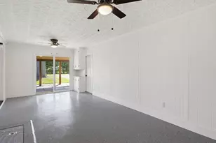 124 Roselawn St, Algonac, MI 48001 - Photo 19
