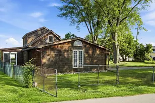 124 Roselawn St, Algonac, MI 48001 - Photo 21