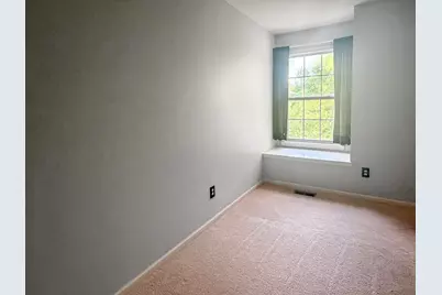 2820 Barclay Way, Ann Arbor, MI 48105 - Photo 13
