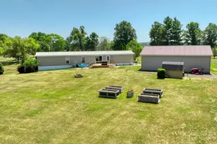 2752 W Mosherville Rd, Jonesville, MI 49250 - Photo 39