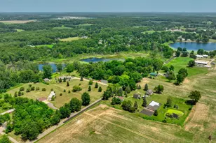 2752 W Mosherville Rd, Jonesville, MI 49250 - Photo 47