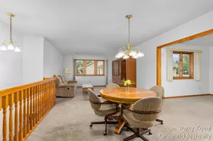 447 Falcon Dr, Wayland, MI 49348 - Photo 7