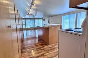 307 Park St, Saint Joseph, MI 49085 - Photo 27
