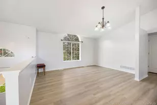 489 Sunmeadow Dr SE, Grand Rapids, MI 49508 - Photo 13