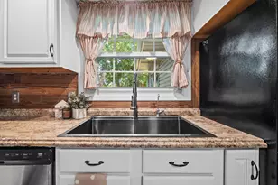 1523 Balmoral Ln, Niles, MI 49120 - Photo 19