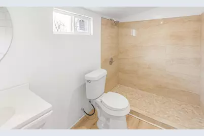 7335 Wiegand Boulevard, Center Line, MI 48015 - Photo 11