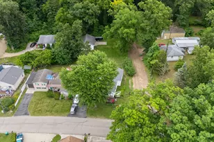 52653 Lakeview Dr, Dowagiac, MI 49047 - Photo 43