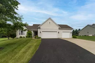 7597 Prairie Crossing Ln, Kalamazoo, MI 49004 - Photo 39