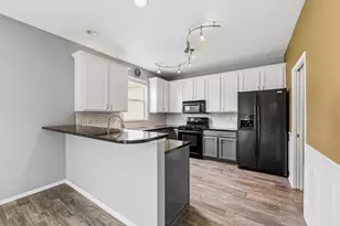7597 Prairie Crossing Ln, Kalamazoo, MI 49004 - Photo 15