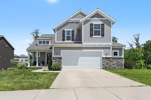 348 Park Pl Dr NE, Rockford, MI 49341 - Photo 1